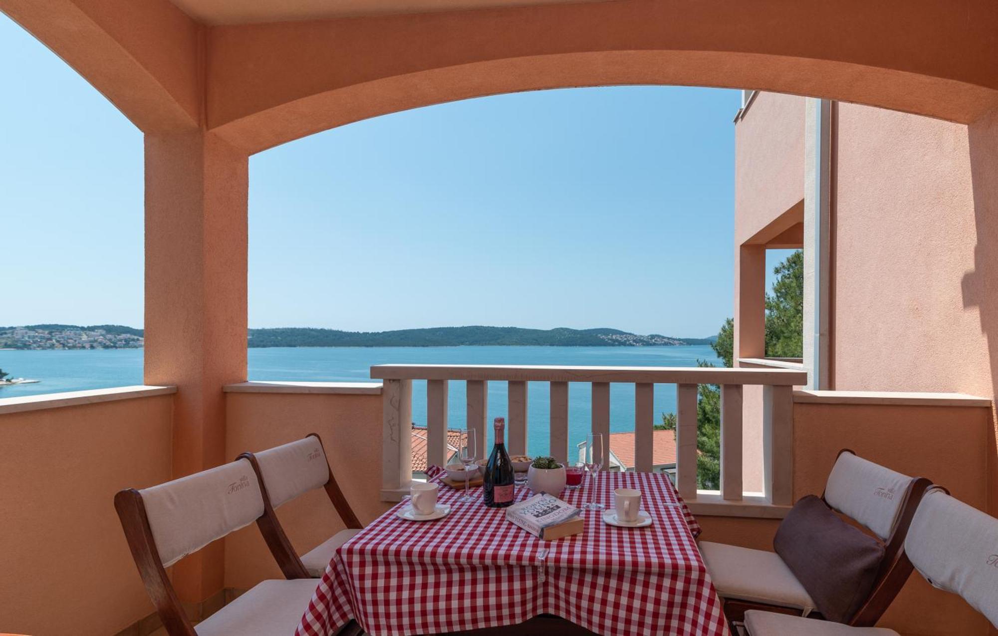 Villa Tonina Трогир Экстерьер фото